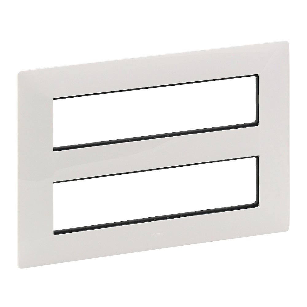 Legrand Valena LIFE Белая Рамка для модульных устройств Mosaic 2x4x2 модуля
