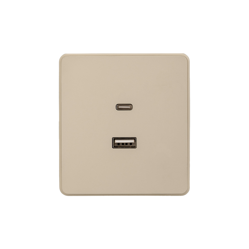 KRANZ ROUND Розетка USB-A+Type-C 3А с функцией быстрой зарядки шелк, с 1-пост. рамкой