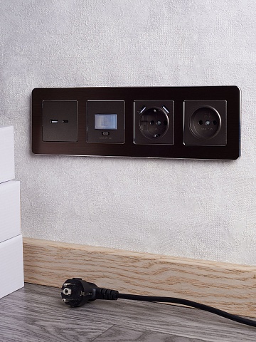 IEK BRITE Роз. USB A+C 18Вт РЮ11-1-БрТБ бр.