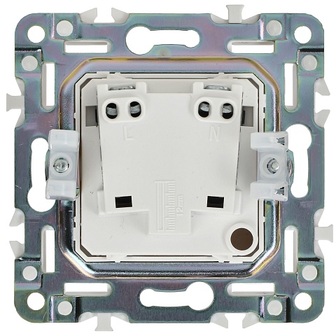 IEK SKANDY Арктический белый Розетка б/з с защитными шторками 10А SK-R01W
