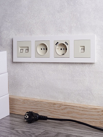 IEK BRITE DECOR Белый рифленый Рамка 4-м РУ-4-Бр