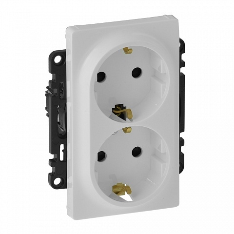 Legrand Valena LIFE DIY Бел Розетка 2-ая с/з с защитными шторками, безвинт.зажим