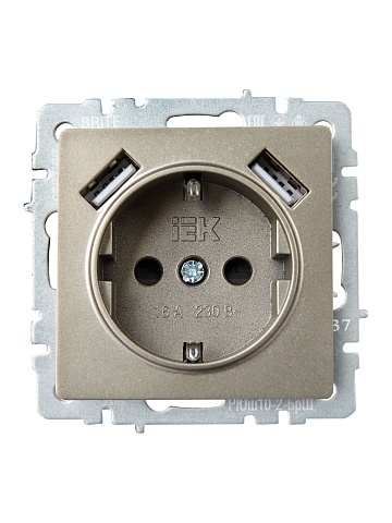 IEK BRITE Роз. с з/к/ш 16А с USB A+A 3,1А РЮш10-2-БрШ шамп.