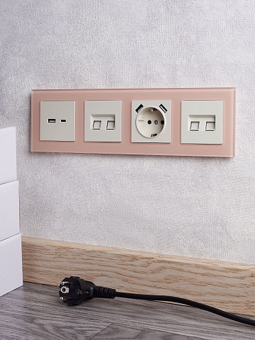 IEK BRITE DECOR Персик матовый стекло Рамка 4-мест. РУ-4-2-БрП