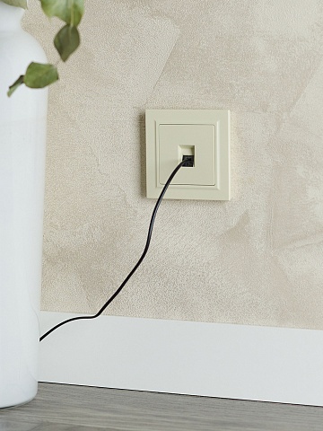 IEK BRITE Розетка компьютерная RJ45 кат.5E РК10-БрКр бежевый