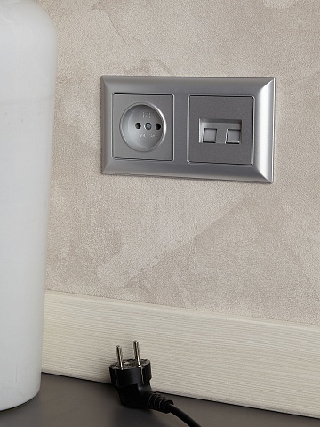 IEK BRITE DECOR Алюминий 3D-форма Рамка 2-м РУ-2-Бр