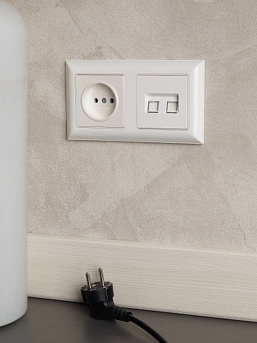 IEK BRITE BASE Белый Розетка комп. 2-ая RJ45 кат.6 РК11-2-БрБ