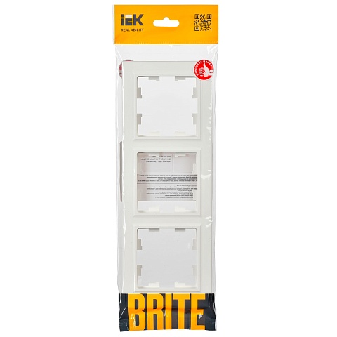 IEK BRITE Рамка 3-местная РУ-3-БрБ белый