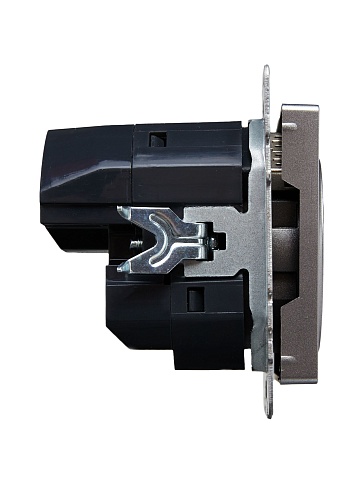 IEK BRITE Роз. с з/к/ш 16А с USB A+A 2,1А РЮш10-1-БрС сталь