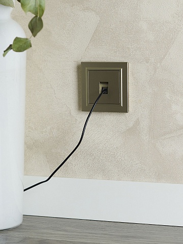 IEK BRITE Рамка 1-местная IP44 РУ-1-БрШ-44 шампань