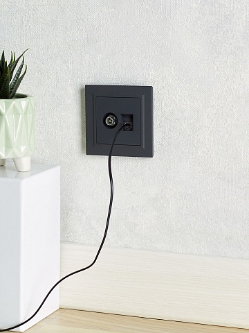 IEK BRITE Розетка двойная TV+RJ45 кат.5E РТВ/РК12-БрГ графит