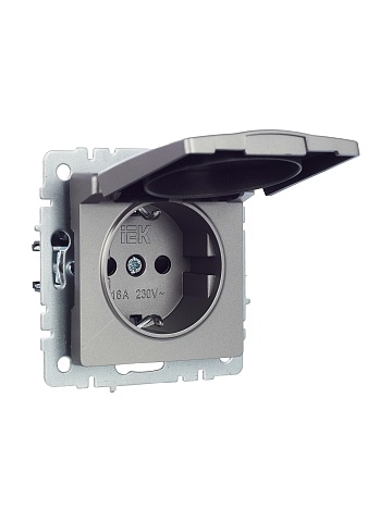 IEK BRITE Розетка 1-местная с заземлением с защитными шторками и крышкой 16А IP20 РСбш10-3-БрС сталь