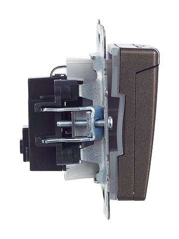 IEK BRITE Розетка 1-местная с заземлением с защитными шторками и крышкой 16А IP44 РСбш10-3-44-БрТБ темная бронза