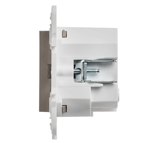 IEK SKANDY Шампань Розетка с/з с защитными шторками 16А с USB C 18Вт SK-R17Sh