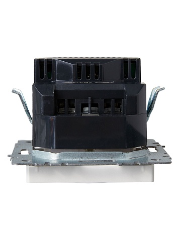 IEK BRITE Роз. с з/к/ш 16А с USB A+C 18Вт РЮш11-1-БрЖ жемч.