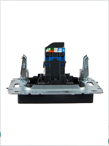 IEK BRITE BASE Черный Розетка комп. RJ45 кат.6 РК11-БрЧ