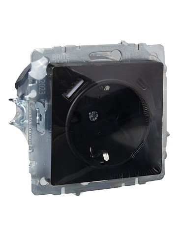 IEK BRITE Роз. с з/к/ш 16А с USB A+C 18Вт РЮш11-1-БрЧ черн.