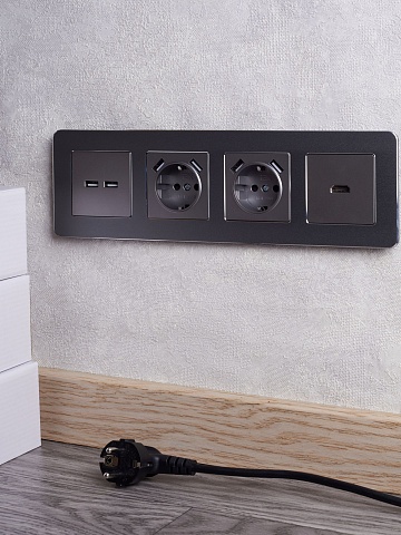 IEK BRITE Розетка HDMI РHDMI-0-БрС сталь