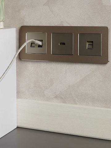 IEK BRITE BASE Шампань Розетка комп. RJ45 кат.6 РК11-БрШ