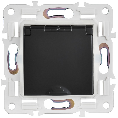 IEK SKANDY Черный Розетка с/з с защитными шторками и крышкой 16А IP44 SK-R11Bl