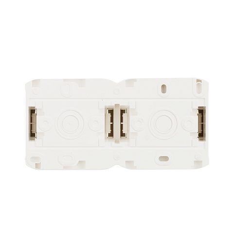 Legrand Quteo Белый Розетка 2-я с/з с шт IP44