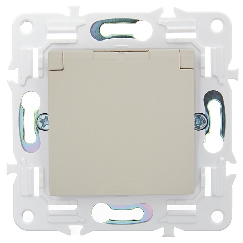 IEK SKANDY Бежевый Розетка с/з с защитными шторками и крышкой 16А IP44 SK-R11B