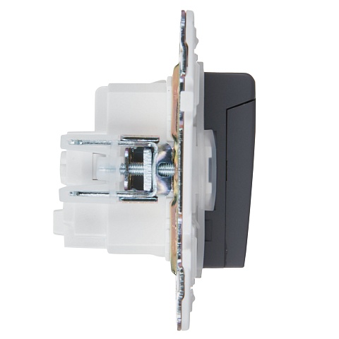 IEK SKANDY Титан Розетка с/з с защитными шторками и крышкой 16А IP44 SK-R11T