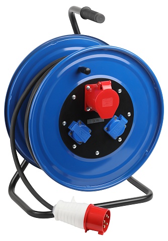 ЭРА Удлинитель силовой IND380-RM-3e-5x4-30m-IP44 380В на катушке 3 розетки 1xCEE 5P/2xSCHUKO 30м КГ 5х4 32A IP44
