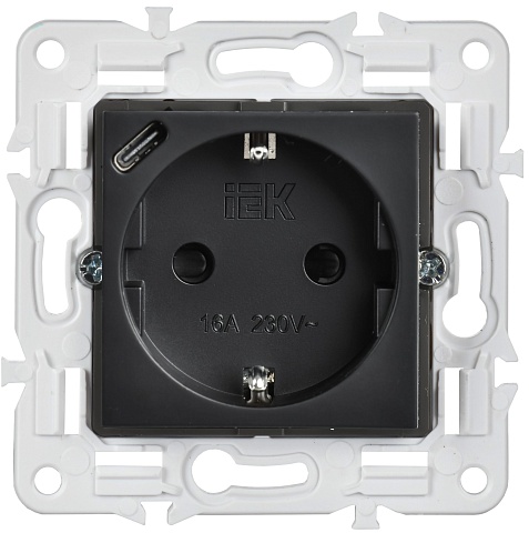 IEK SKANDY Черный Розетка с/з с защитными шторками 16А с USB C 18Вт SK-R17Bl