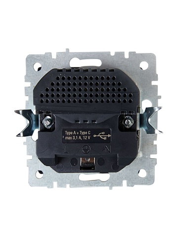 IEK BRITE Роз. с з/к/ш 16А с USB A+C 18Вт РЮш11-1-БрМ мар.