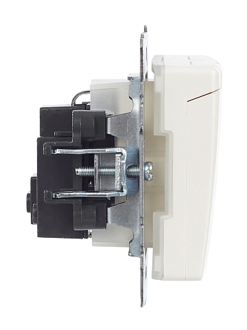 IEK BRITE Розетка 1-местная с заземлением с защитными шторками и крышкой 16А IP44 РСбш10-3-44-БрЖ жемчуг